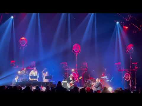 Nick Cave & Warren Ellis (& Flea!) "We No Who U R" Live in L.A.
