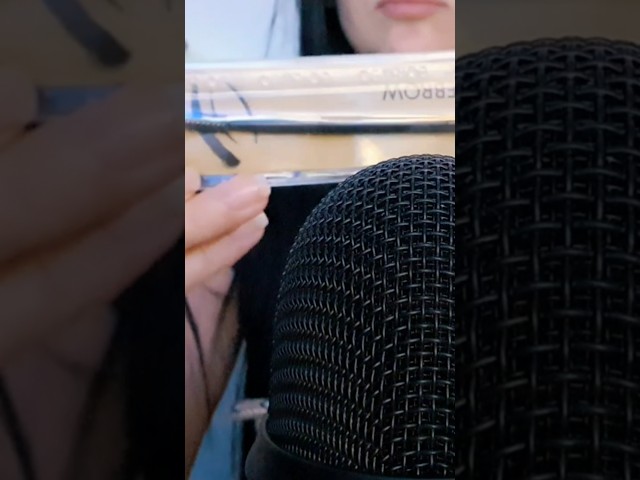 Showing My Makeup Bag|No Talking