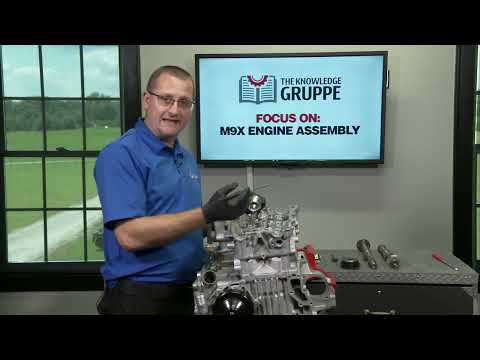 Video preview: Installation of the Plain Bearing for the Intake Camshaft on a Porsche M9X engine.