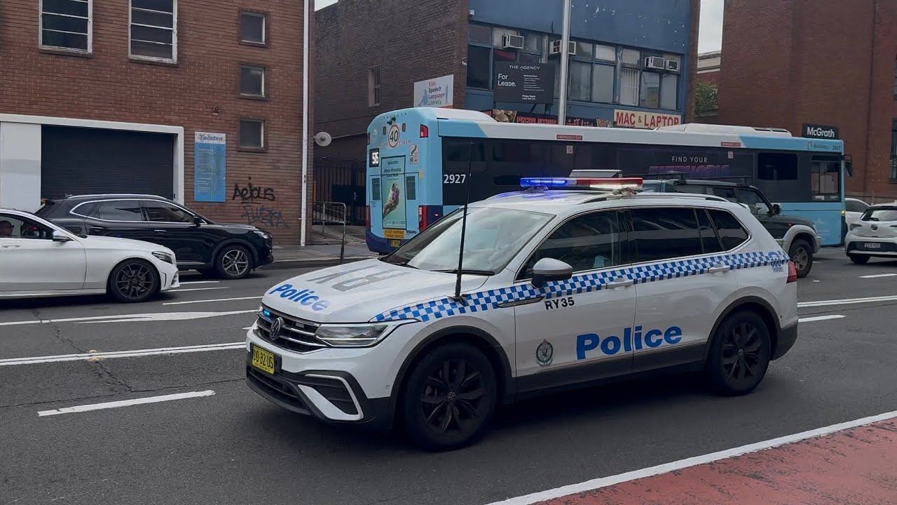 NSW Police [MULTIPLE] Responding | Ryde, NSW - YouTube
