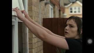 Fish Tank (2009) Mia breaks in to Connor’s house