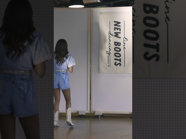 Our lead instructor, Andrea, teaches you how to line dance to the Alan Jackson classic "Boot Scootin' Boogie"! 

BOOK A 