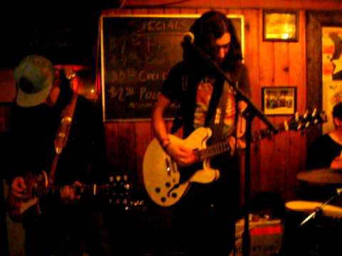 Ed Robinson covers Tom Petty's Last Night with Mar...