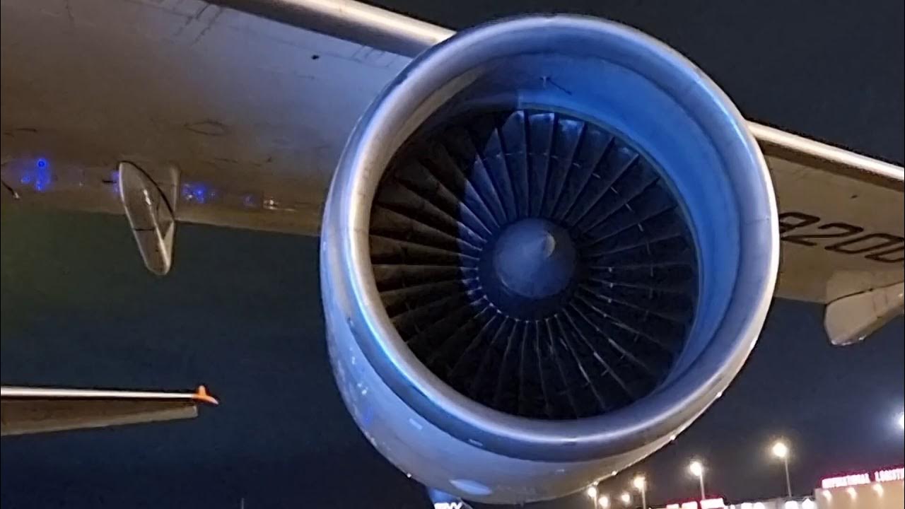 Запуск двигателя Ан-124 Руслан. #An124-100M. D 18. Engine start. - YouTube
