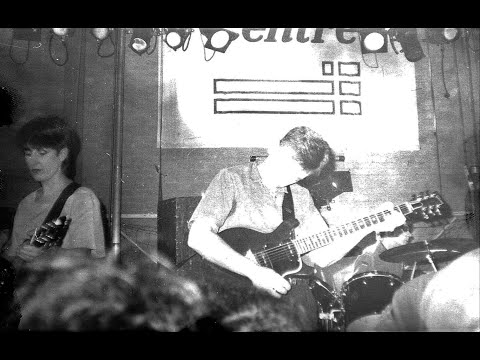 New Order-Leave Me Alone (Live 3-12-1983)