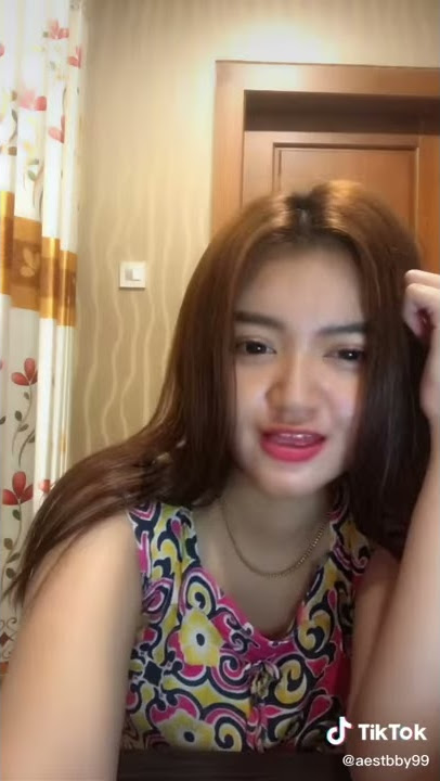 cewe cantik manis seksi semok montok