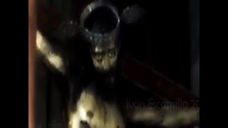 Patung Yesus Kristus membuka matanya