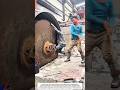 Technique for unlocking large stone saw blades using a sledgehammer #shorts