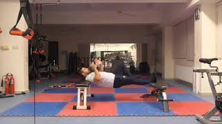 Hamstring rapid force absorption exercise: Alternate single leg bridge