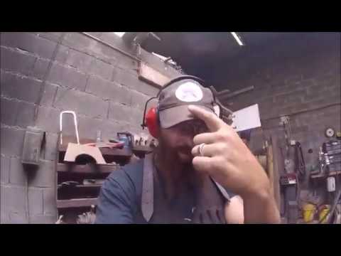 réalisation d'un fer de hache damas part1 (soudure de 22 à 88 couches)