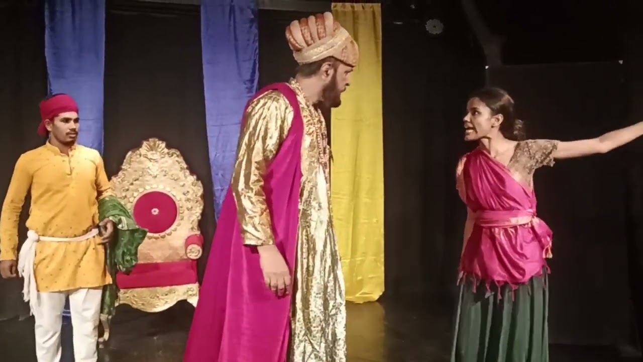 Ujbak Raja Teen Dakait