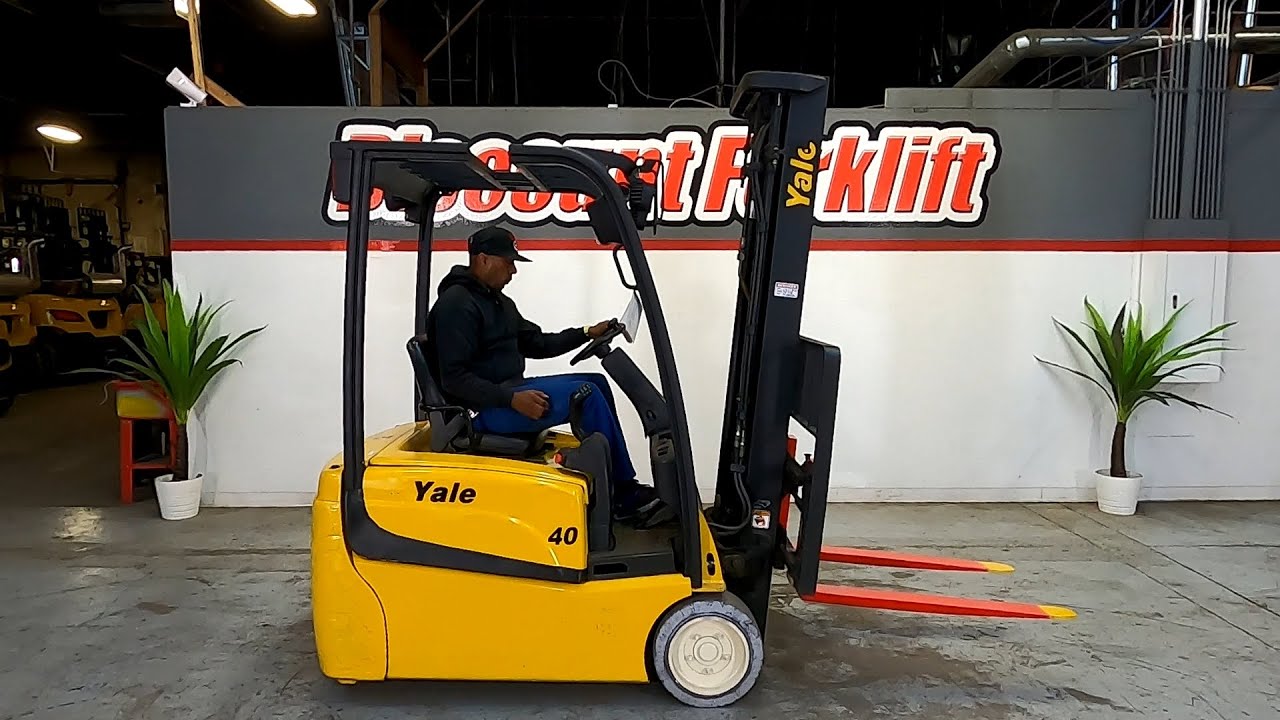 YALE ERP040VT 4,000lb Electric 779N Forklift for Sale YouTube