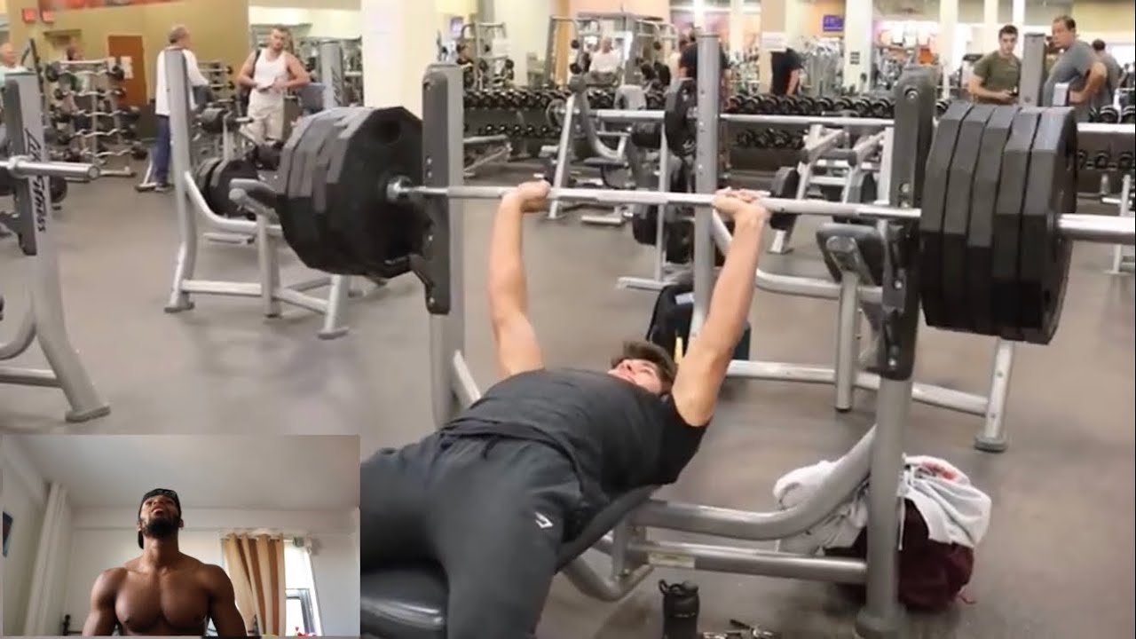 Fake weights in the gym prank! reaction - YouTube
