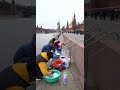 В Москве реке рабочие из индии стирали вещи в тазиках #юмор #индия #москварека #шортс #топ #новости
