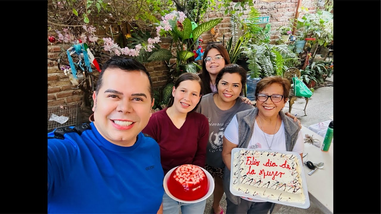 Conmemorando a las mujeres de mi Casa 🙏🏻🥰🥳