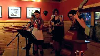 Vídeo de Bring Your Clothes Back Home