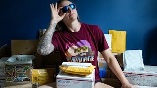 Horror awaits us in these packages | Bad Movie Unboxing #56