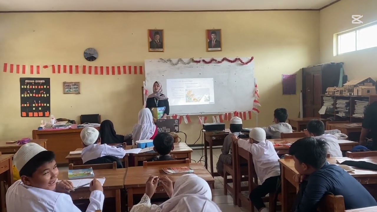 Komik Sederhana tentang Sahabat dan Keluarga - Pertemuan Mengajar 12 | Muthia Maghfira Ashshofi 