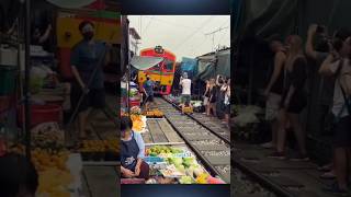 😱 The Market Where a Train Passes Through Shops! 🚆 #Thailand #TrainFacts #Shorts