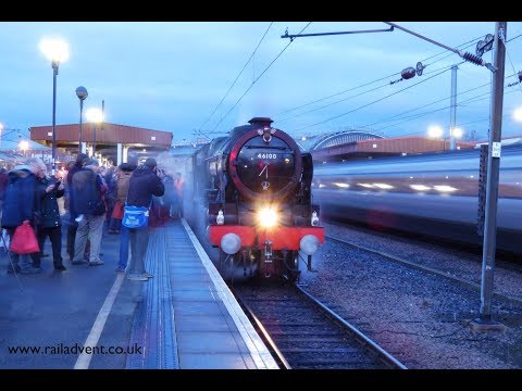 Double steam action at York - The Christmas White Rose (4K)