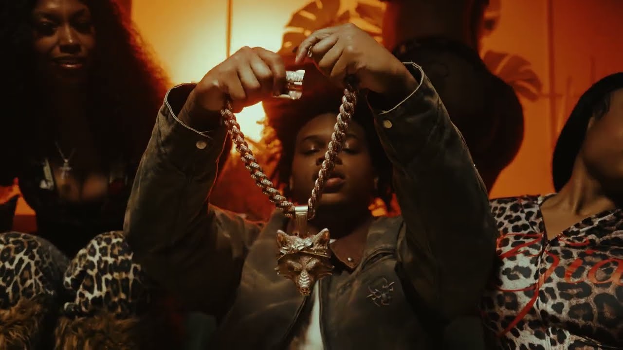 Fox BD - "Bxches Everywhere" feat. AOB Trey (Official Music Video)