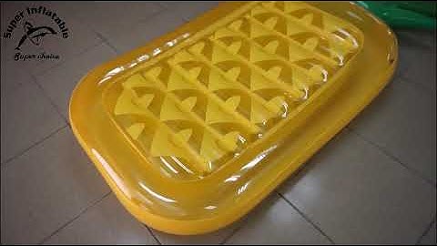 Inflatable Giant pineapple pool float
