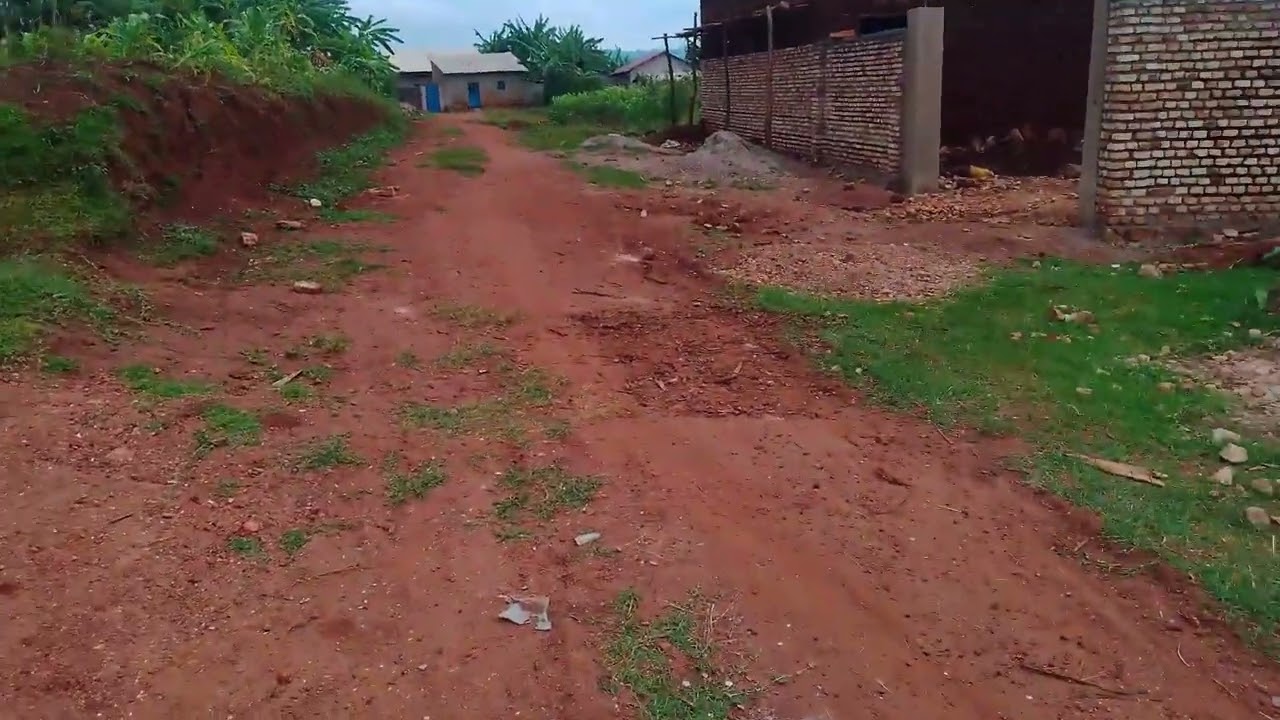 ikibanza kiri kuri kaburimbo tel0787690288