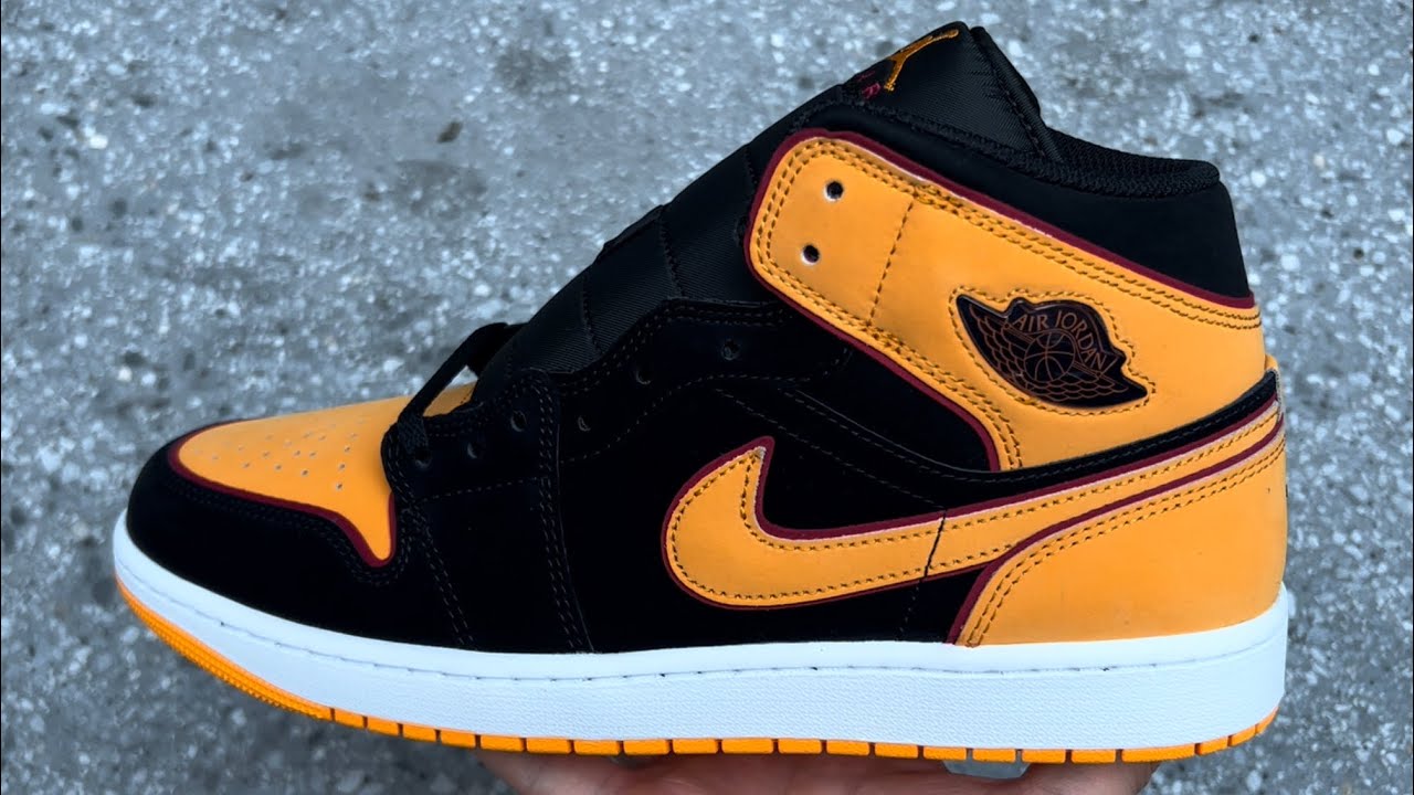 Nike Air Jordan 1 Mid SE Men\'s High-Top Sneakers in Black and Vivid Orange Jordan Retro 1 High OG | Men main image 4