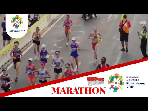 Video: Caryn Lubetsky Tidak Menjalankan Maraton Pertama Hingga Dia Berusia 40