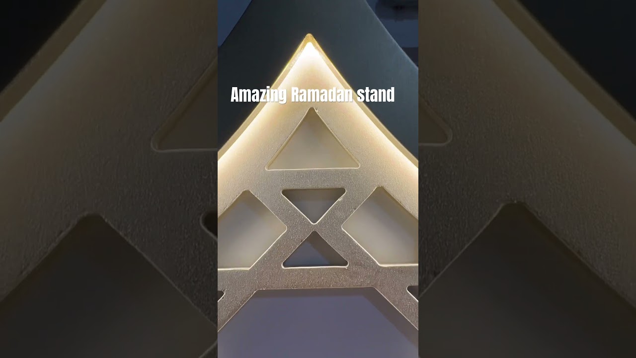 Amazing Ramadan Mubarak stand 
