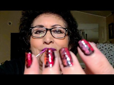 ASMR pintandome las uñas como sea, saludos y paleta!!