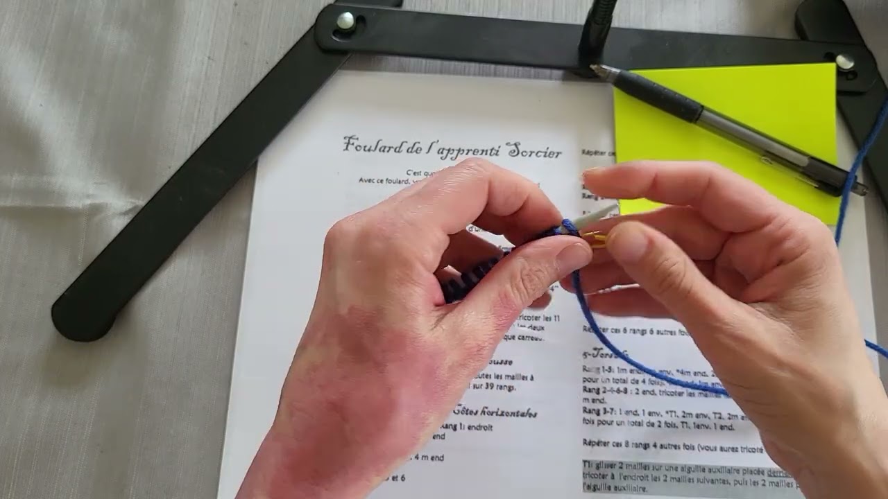 Foulard apprentis sorcier #1 le point mousse 