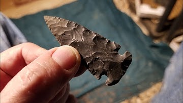942 - Flintknapping Esopus Chert Meadowood Projectile Point (full video)