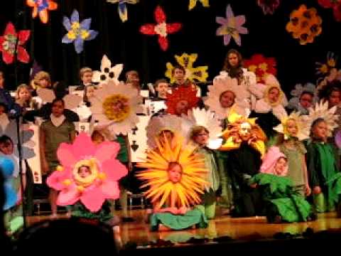 Emily as Rosebud in Alice in Wonderland