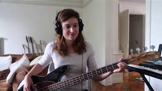 Video thumbnail of "Blues Brothers - She Caught The Katy (Isolated Bass Line)"