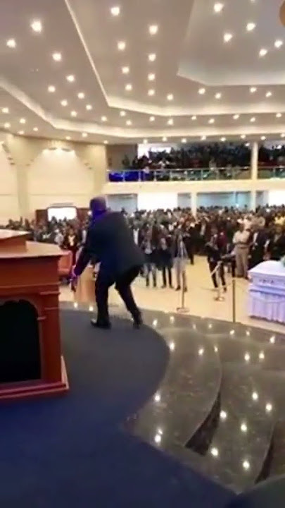 BJ NGOSA SINGS AT WIFE'S FUNERAL