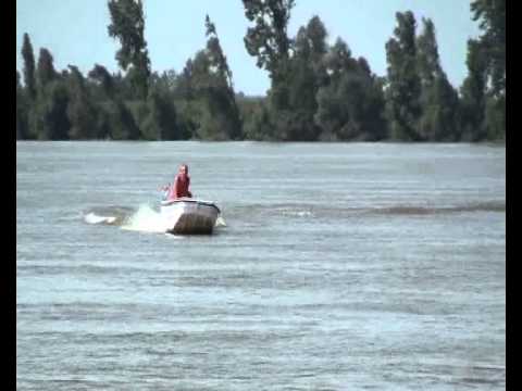 Video: Kako ukloniti sajlu upravljača s upravljača čamca?
