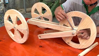 Amazing Garden Decoration Woodworking Ideas | How To Make Potted Plant Holder on a Wooden 3- Wheeler