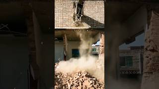 😱brick wall break demolishing use powerful excavator #youtubeshorts #viral #construction #pakistan