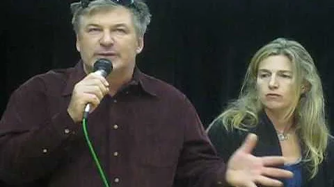 iW VIDEO | Naomi Wolf & Alec Balwin on "The End of...