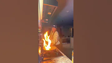 GIRL LEARNS NOT TO USE WATER ON GREASE FIRE THE HARD WAY Viral 