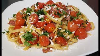 Quick and easy pasta cherry tomatoes sauce. Deliciosa pasta con tomates cherry facil y rapido