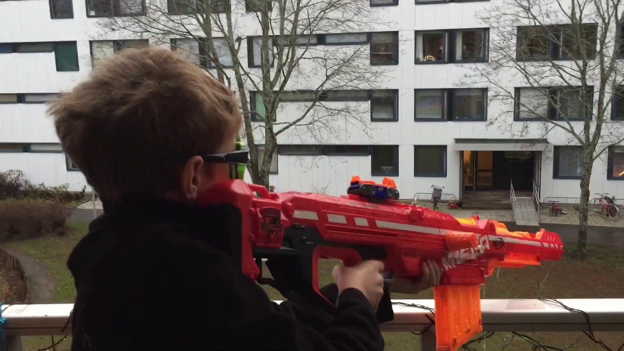 Nerf War: Snipers Vs Thieves 