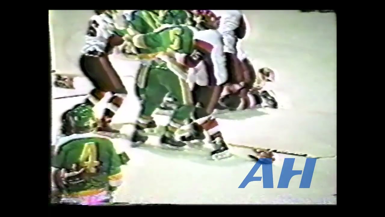 OHL Nov. 6, 1987 Sudbury Wolves v Guelph Platers Bench Clearing Brawl (HL)