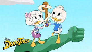 Dewey and Webby Team Up! | DuckTales | Disney XD