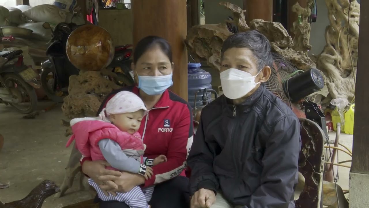 Muong ethnics preserve stilt houses for tourism development