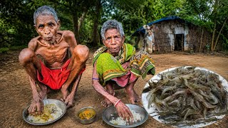 100years Old Grandma And Grandpa Lifestyle | Cooking Shrimp Fish Curry And Eating |traditional Life