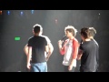 One Direction -- Melbourne October 16 2013 -- Twitter Question