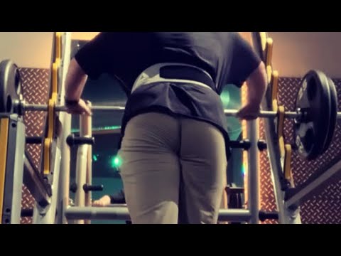 Candid gym ass 2