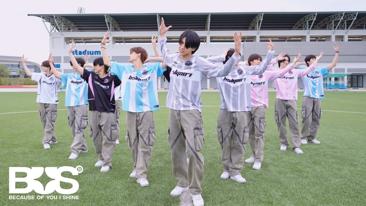 BUS ‘Because of You, I Shine’  DANCE PRACTICE (Football Version)